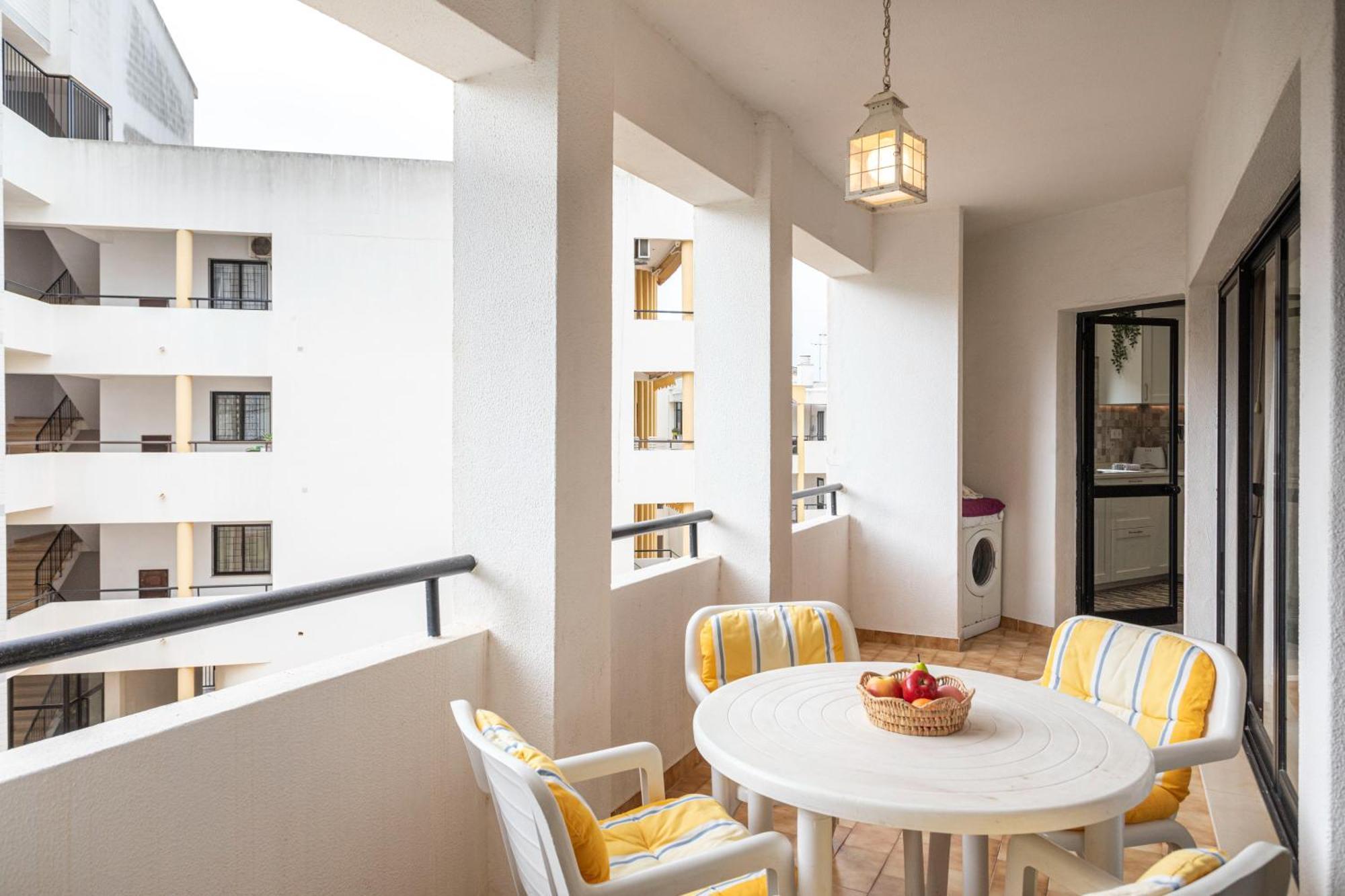 Centralgarve - Great, Bright 2-Bedroom Flat In The Center Of Vilamoura -Topazio Экстерьер фото